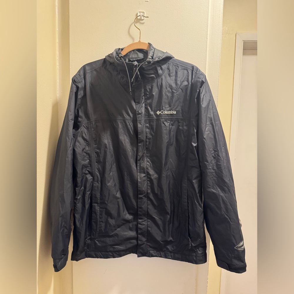 Columbia Sportswear Waterproof Rain Jacket | Black/Charcoal Gray | Size M